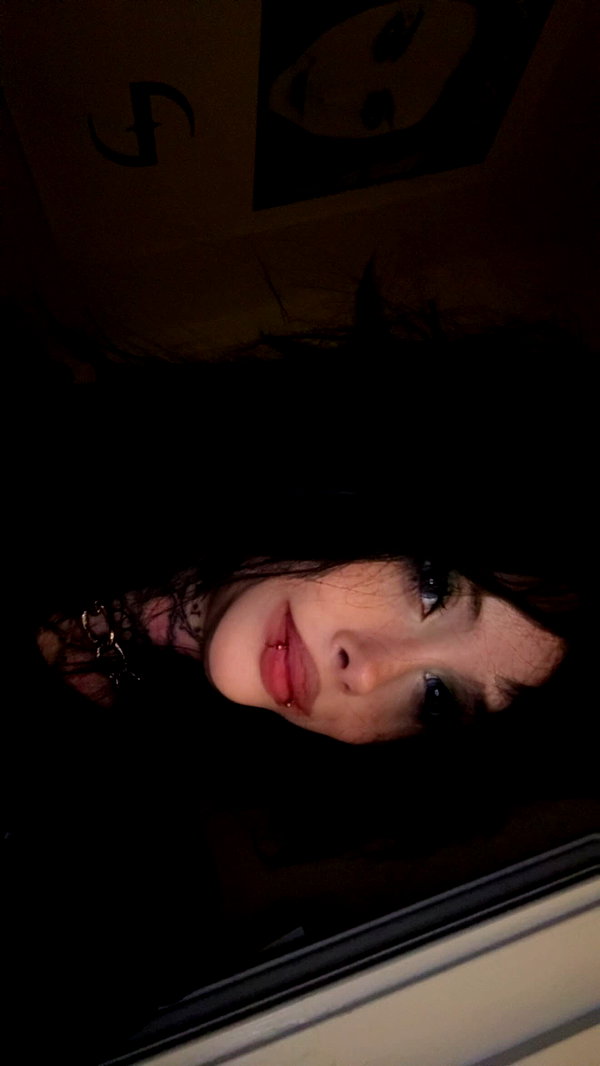 zommmbri zommmbri archive image