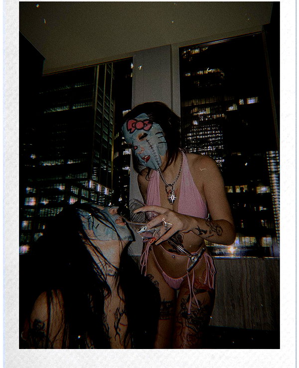 karin_orhov instagram image archive image