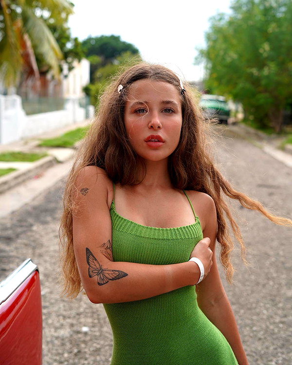 enikeeva_aliya instagram image archive image
