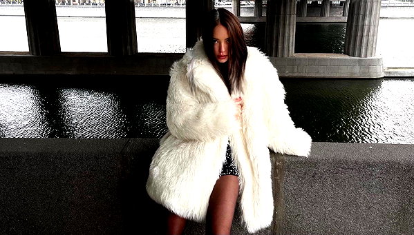 veroni22ka instagram image archive image