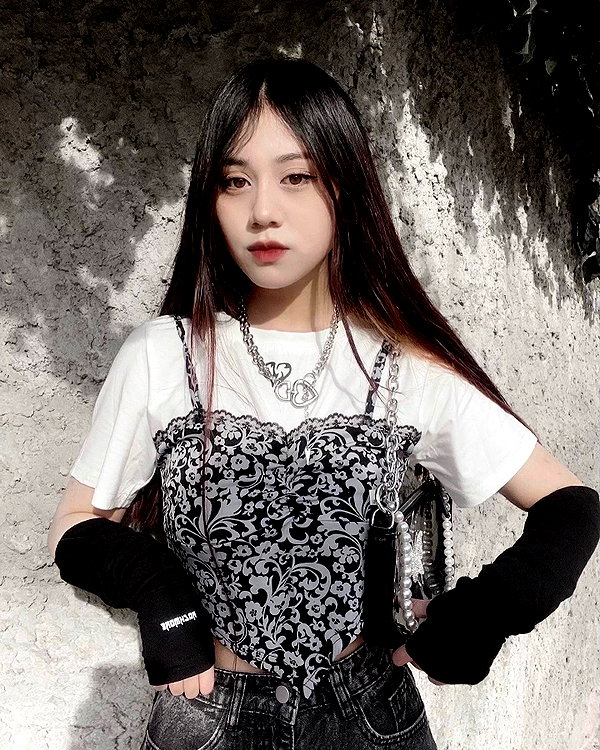 is2tian instagram image archive image