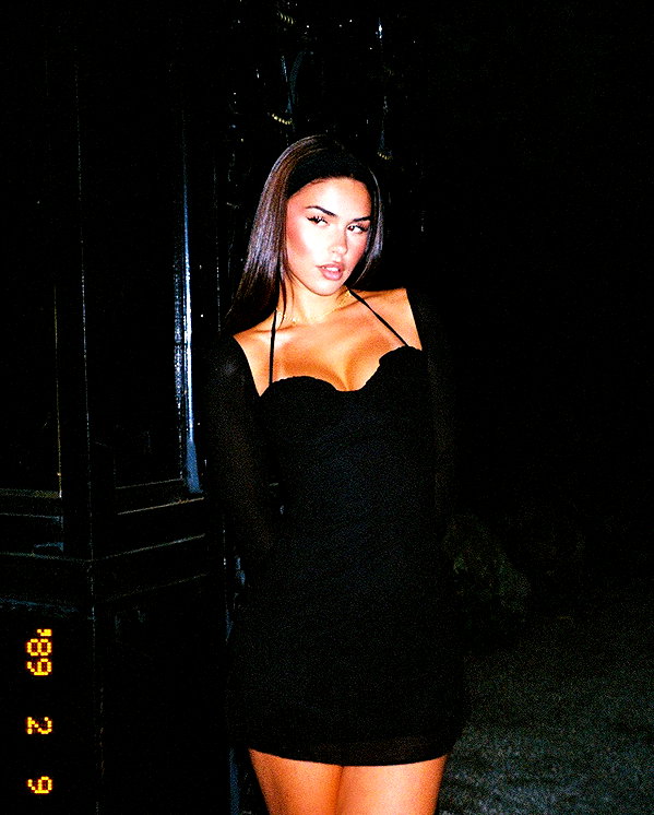 leahhalton instagram image archive image