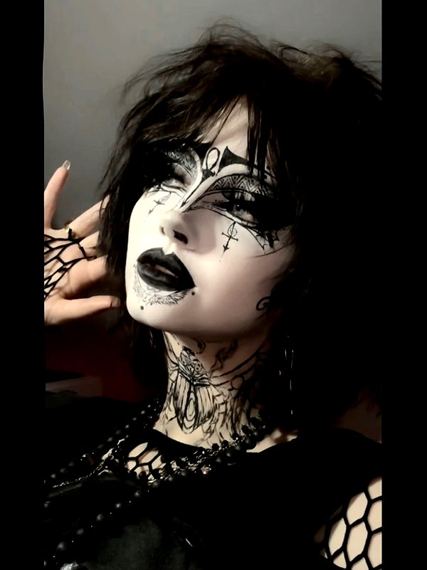 darkblueyoshii instagram image archive image