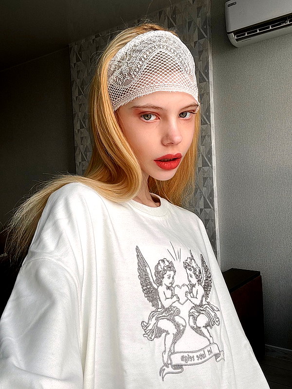 alisen.mari instagram image archive image