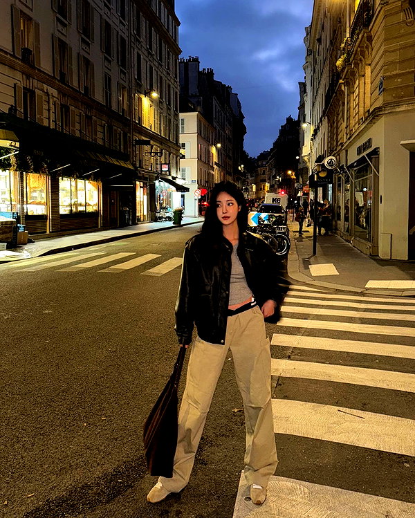 daxbin instagram image archive image
