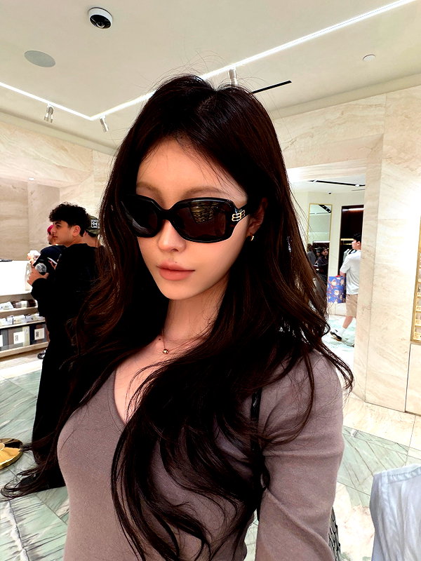 daxbin instagram image archive image