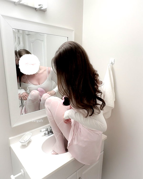 1uvgabi instagram image archive image