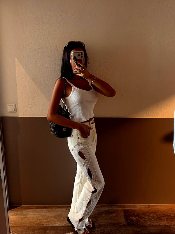 zoeliss instagram image archive image