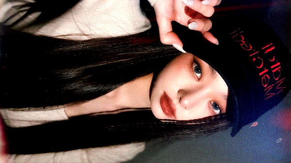 dear.zia instagram image archive image