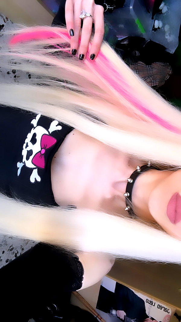 roxiechelon2 archive image