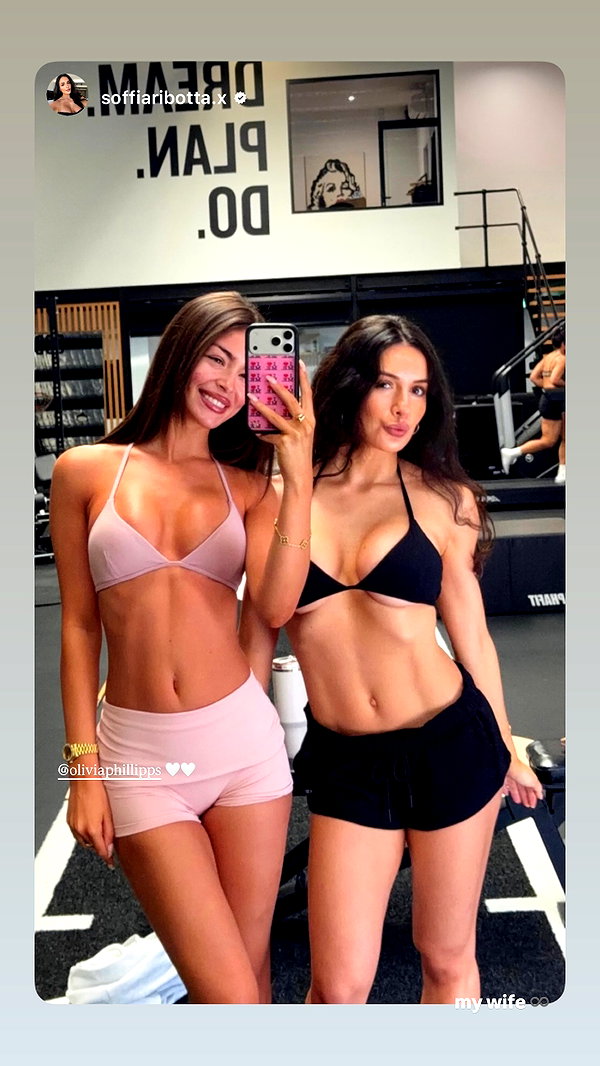 oliviaphillipps instagram image archive image
