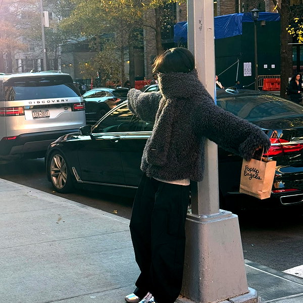 yifan.liii instagram image archive image