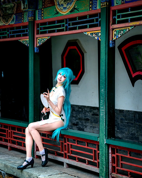 xier_cos instagram image archive image