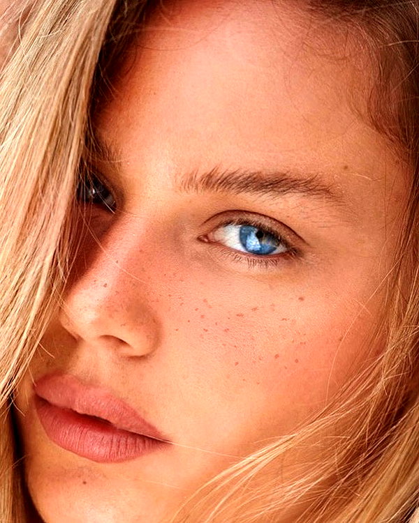 barzomer instagram image archive image