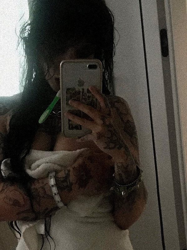 zommmbri instagram image archive image