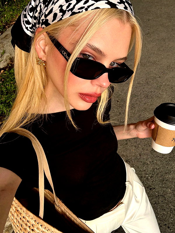 alisen.mari instagram image archive image