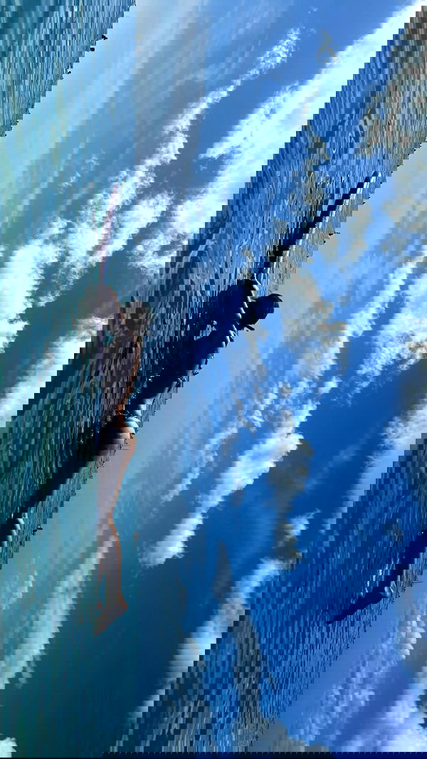 ellamwatts_ ellamwatts_ archive image