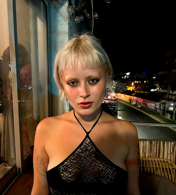 roni_roth instagram image archive image