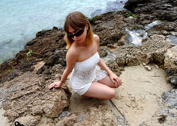 sof.alo instagram image archive image