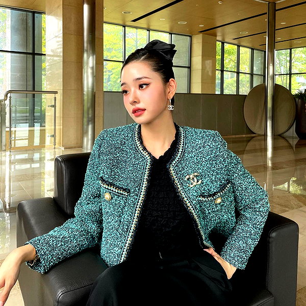 dear.zia instagram image archive image
