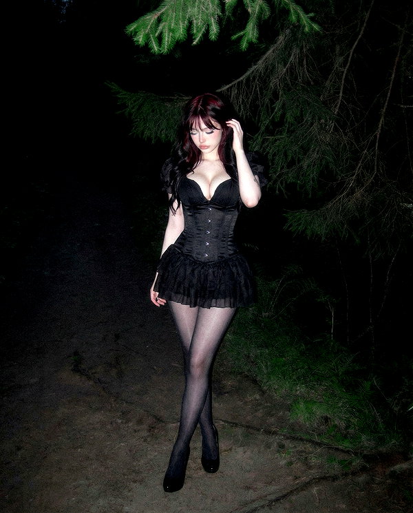 vampeess instagram image archive image