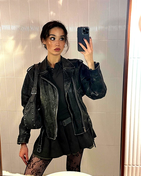 anzhelater instagram image archive image