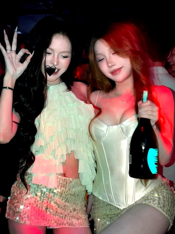 lyhythuedoxinh instagram image archive image