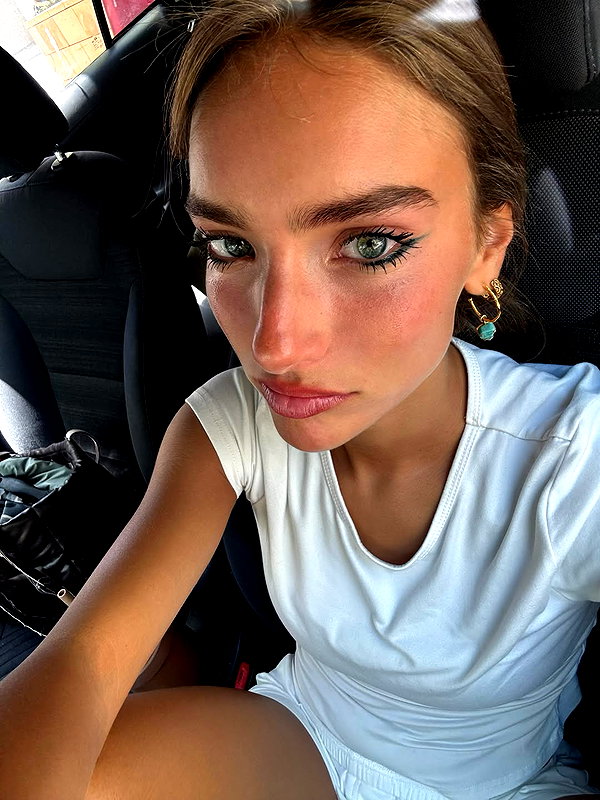 libby_reut instagram image archive image