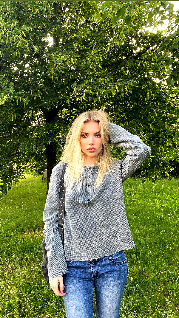 alien.hanna instagram image archive image