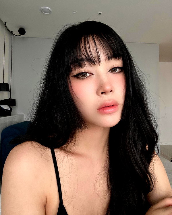 emily.ghoul instagram image archive image
