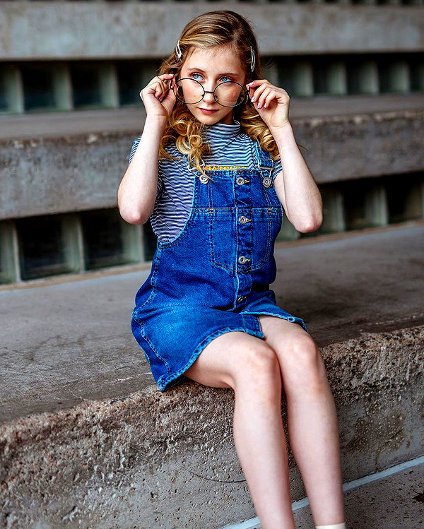 ellianawalmsley instagram image archive image