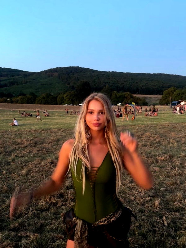 yulia.isakov instagram image archive image