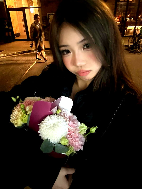 joycee.e instagram image archive image