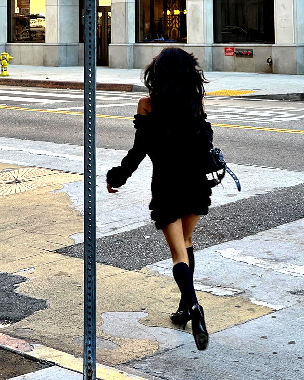 leonanaomii instagram image archive image