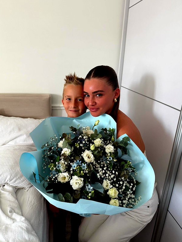 daniella_zeldis instagram image archive image
