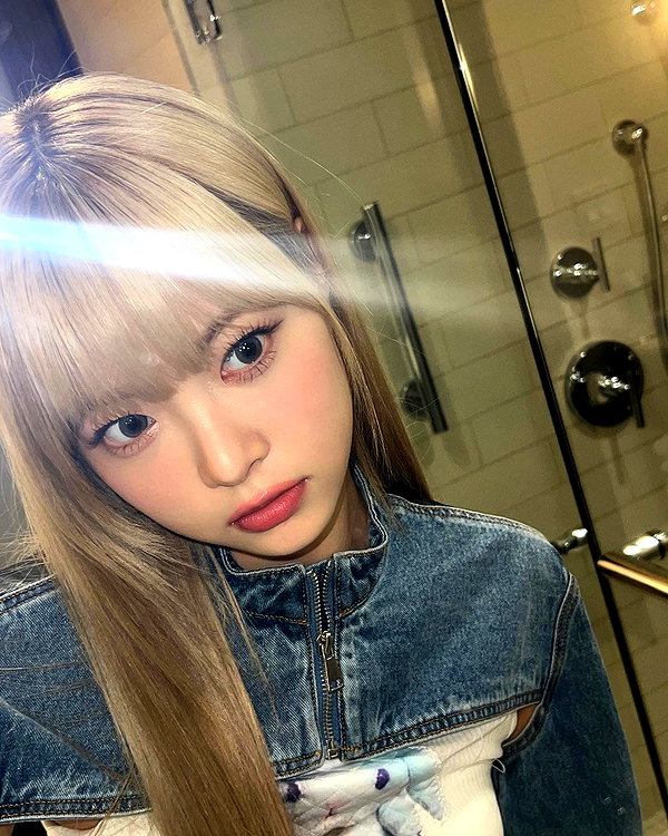 hhh.e_c.v instagram image archive image