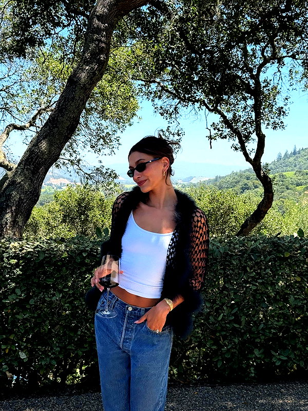 haileybieber instagram image archive image