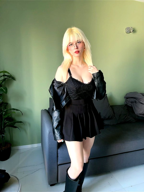 lulymakima instagram image archive image