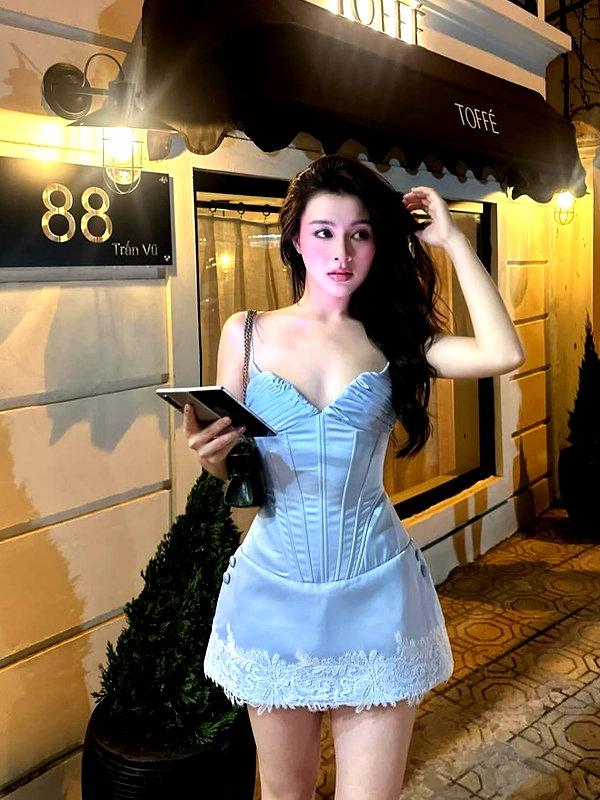 lyhythuedoxinh instagram image archive image