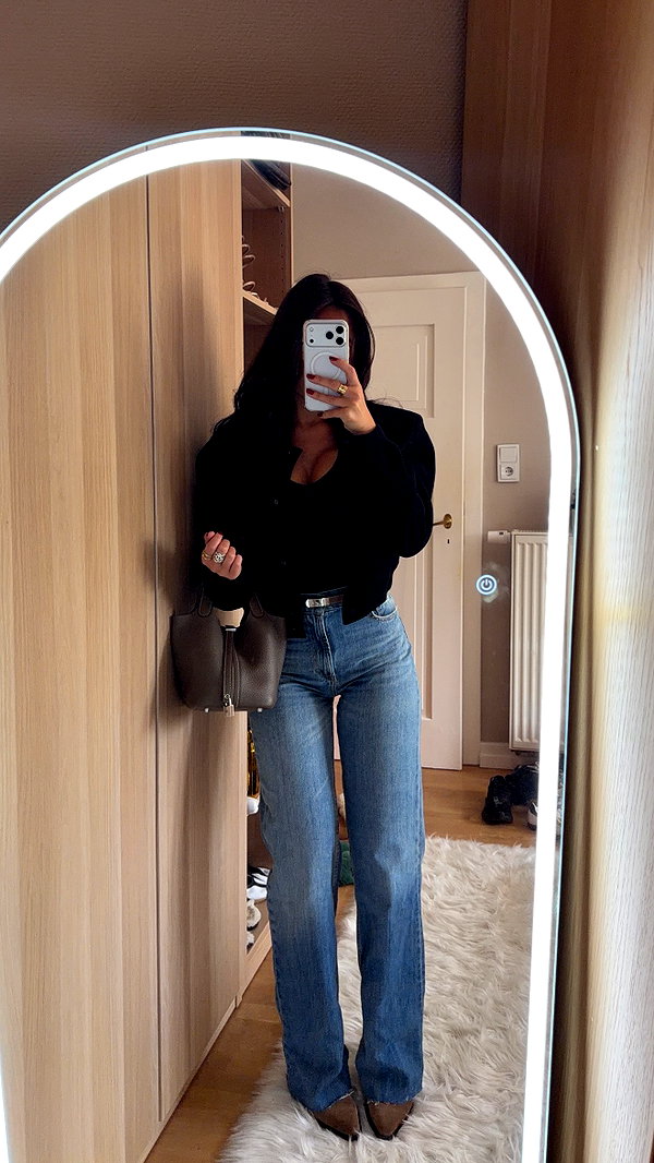 zoeliss instagram image archive image