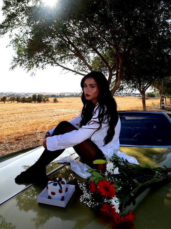 yuvalhazan___ instagram image archive image