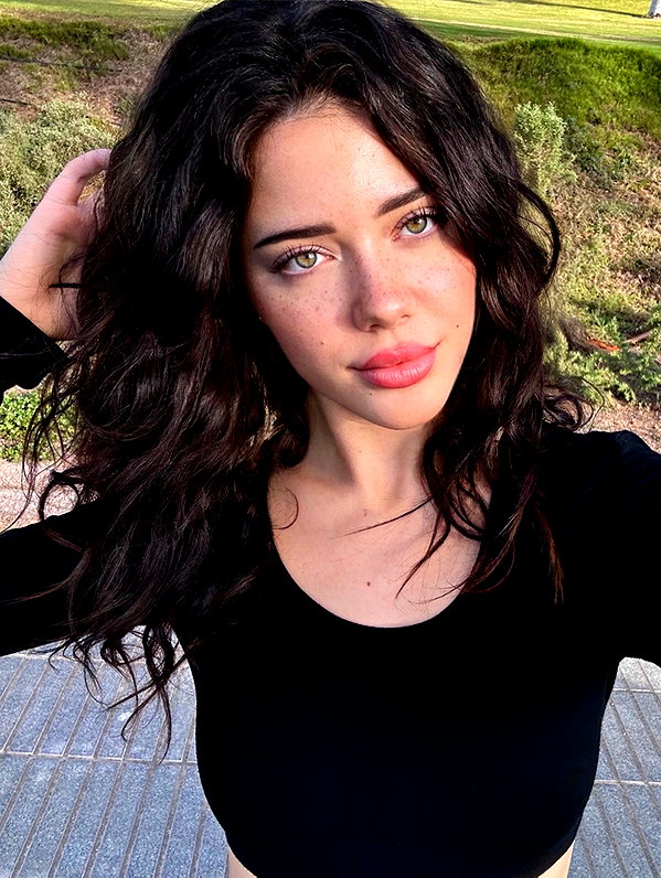 vanessa.rhd instagram image archive image