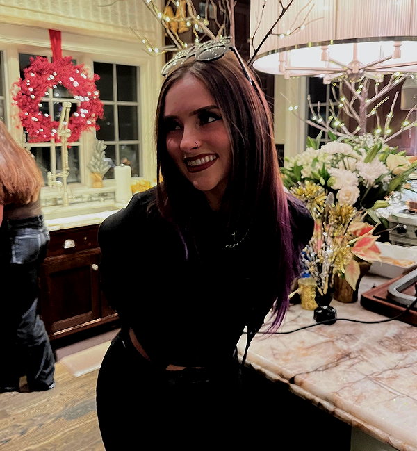 megann_eliizabeth instagram image archive image