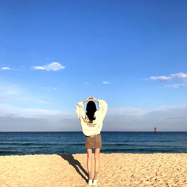 daxbin instagram image archive image