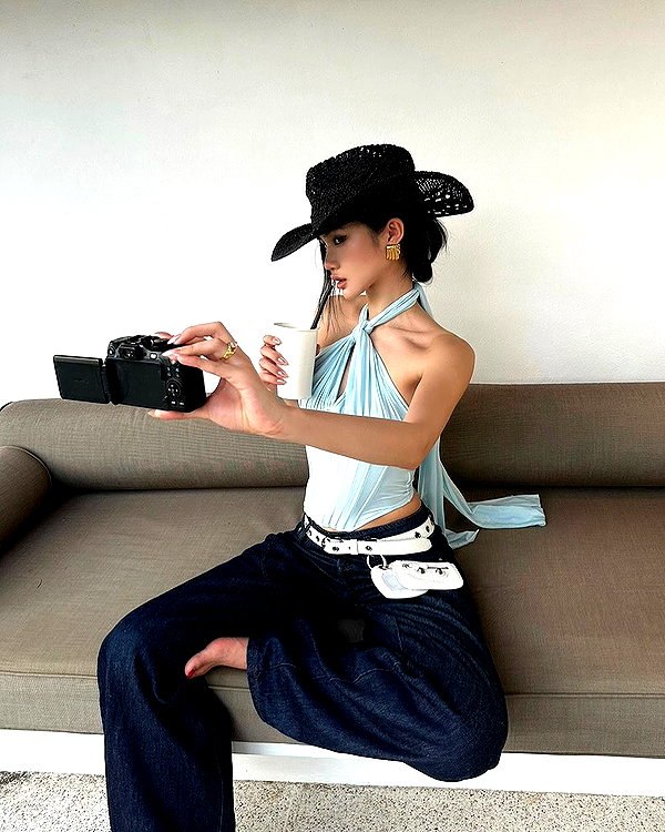 fair_mua instagram image archive image