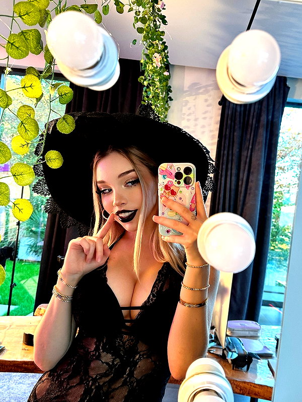 alice_delish instagram image archive image