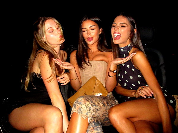 oliviaphillipps instagram image archive image