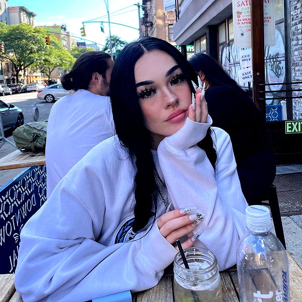 gabs.z.x instagram image archive image