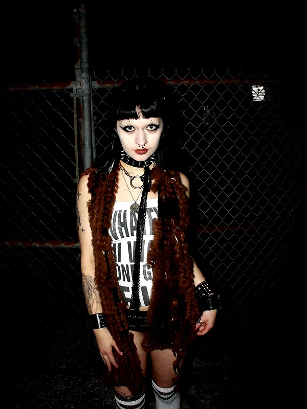 chica.niebla instagram image archive image