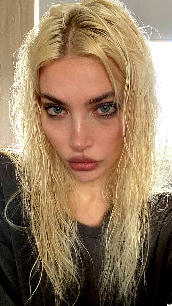 anya4everr instagram image archive image